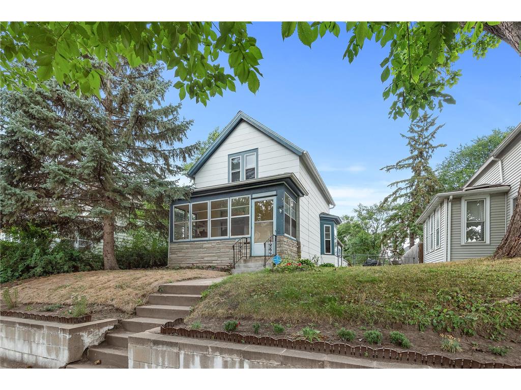 237 Page Street E, Saint Paul, MN, 55107 MLS 7299107 Edina Realty