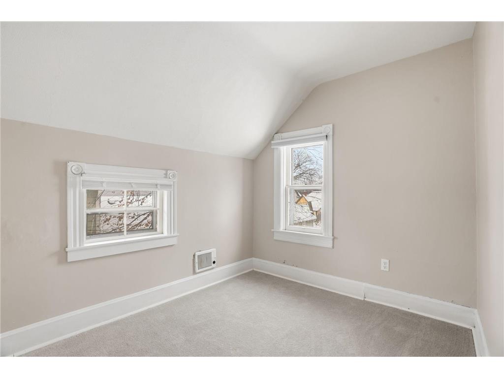 237 Page Street E Saint Paul MN 55107 6824234 image15