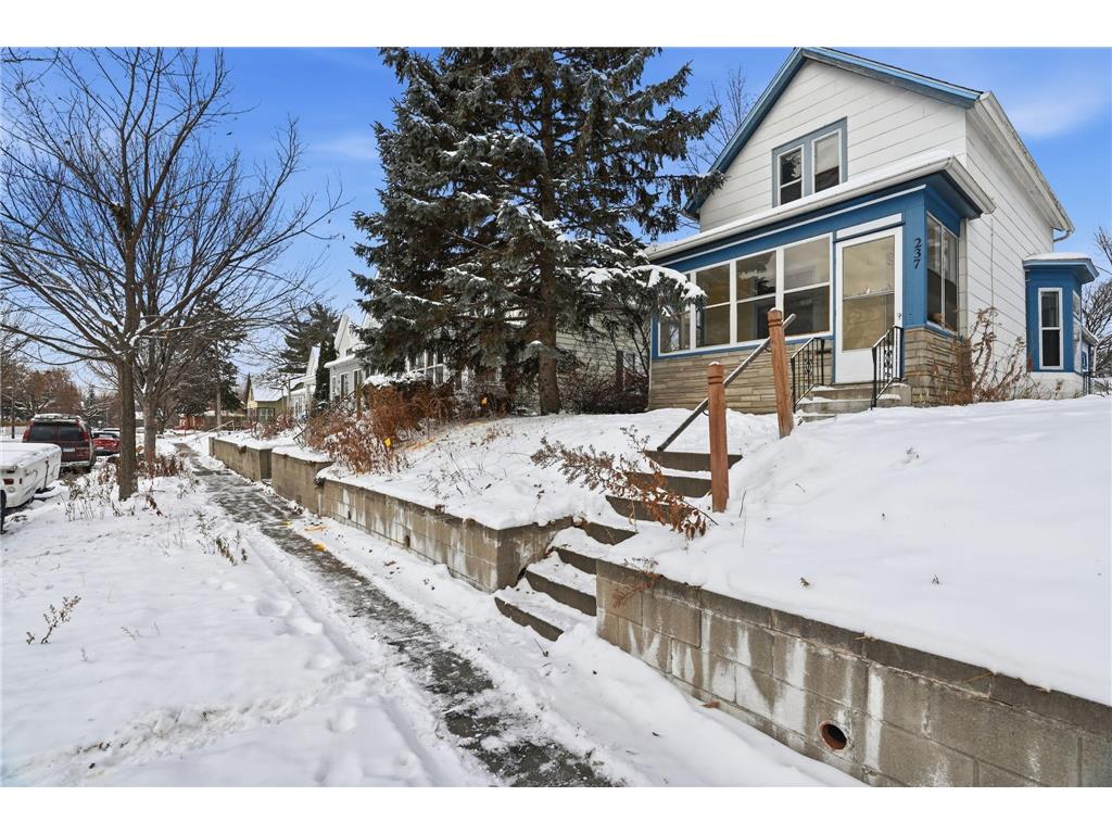 237 Page Street E Saint Paul MN 55107 6824234 image21