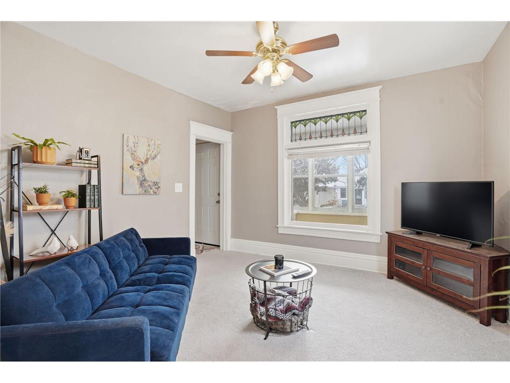 237 Page Street E Saint Paul MN 55107 6824234 image4