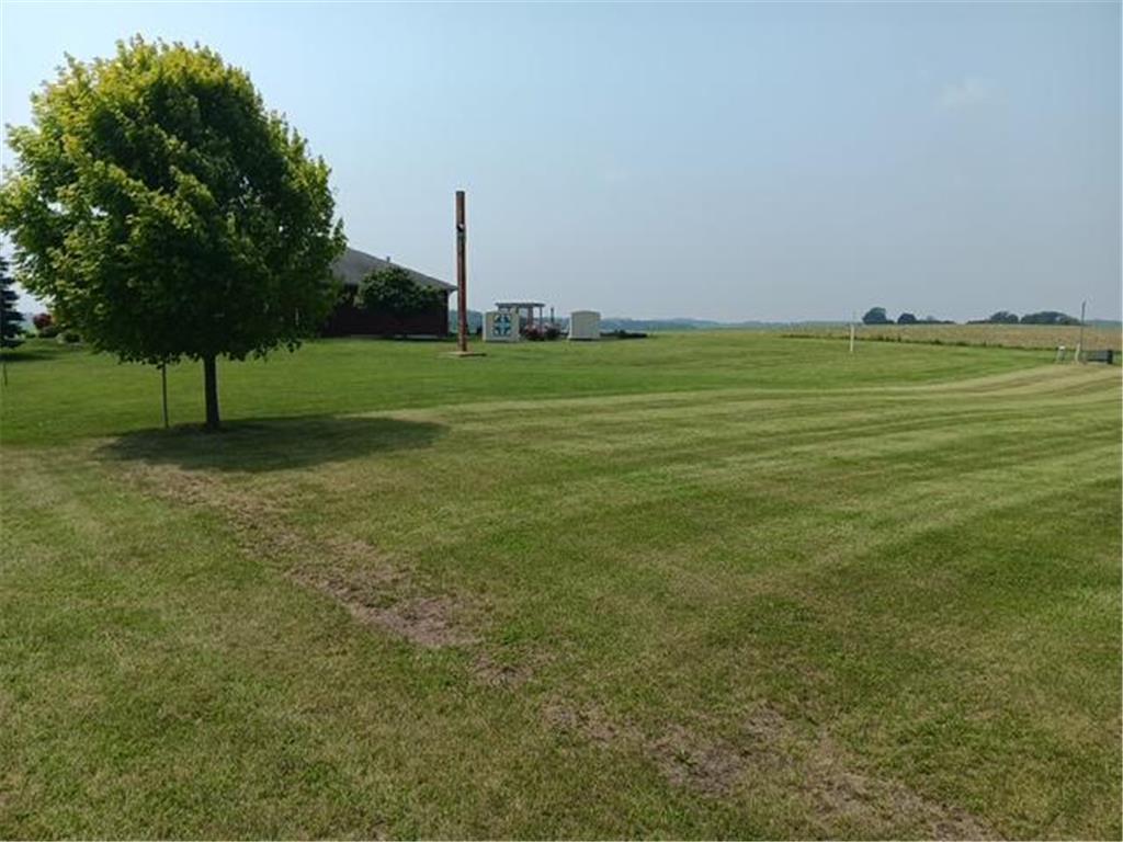 237 S Robert Street Mabel MN 55954 6649774 image5