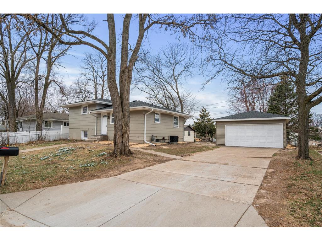 237 Sigurd Street Saint Paul MN 55106 6705681 image1