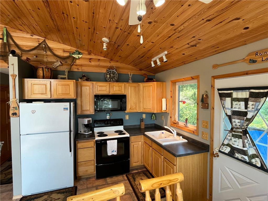 2370 Keyes Island International Falls MN 56649 - Rainy 6743453 image8