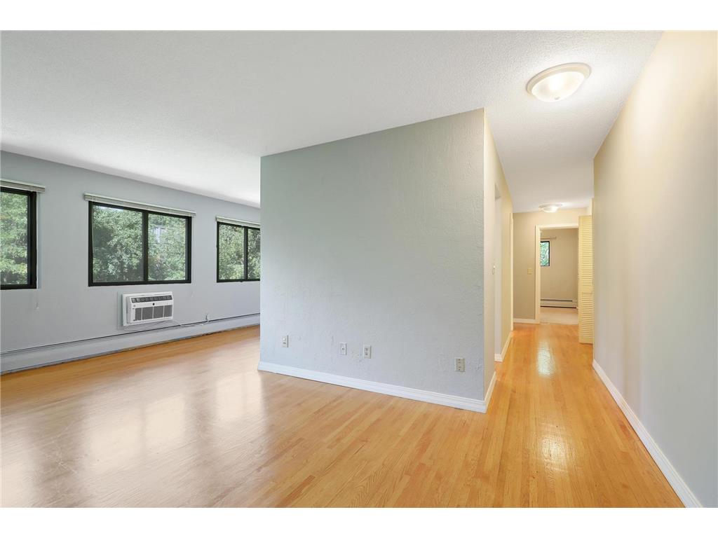 2371 Unity Avenue N Golden Valley MN 55422 6433454 image1