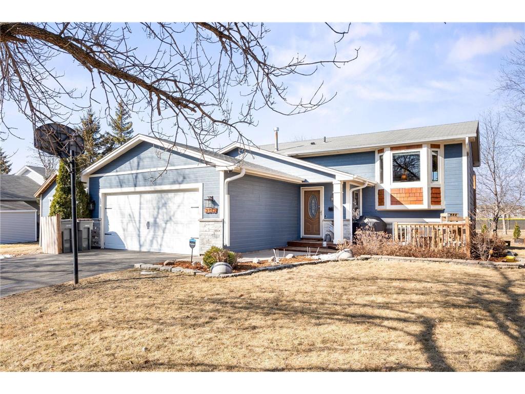 2372 Maxwell Lane Chaska MN 55318 6654776 image1