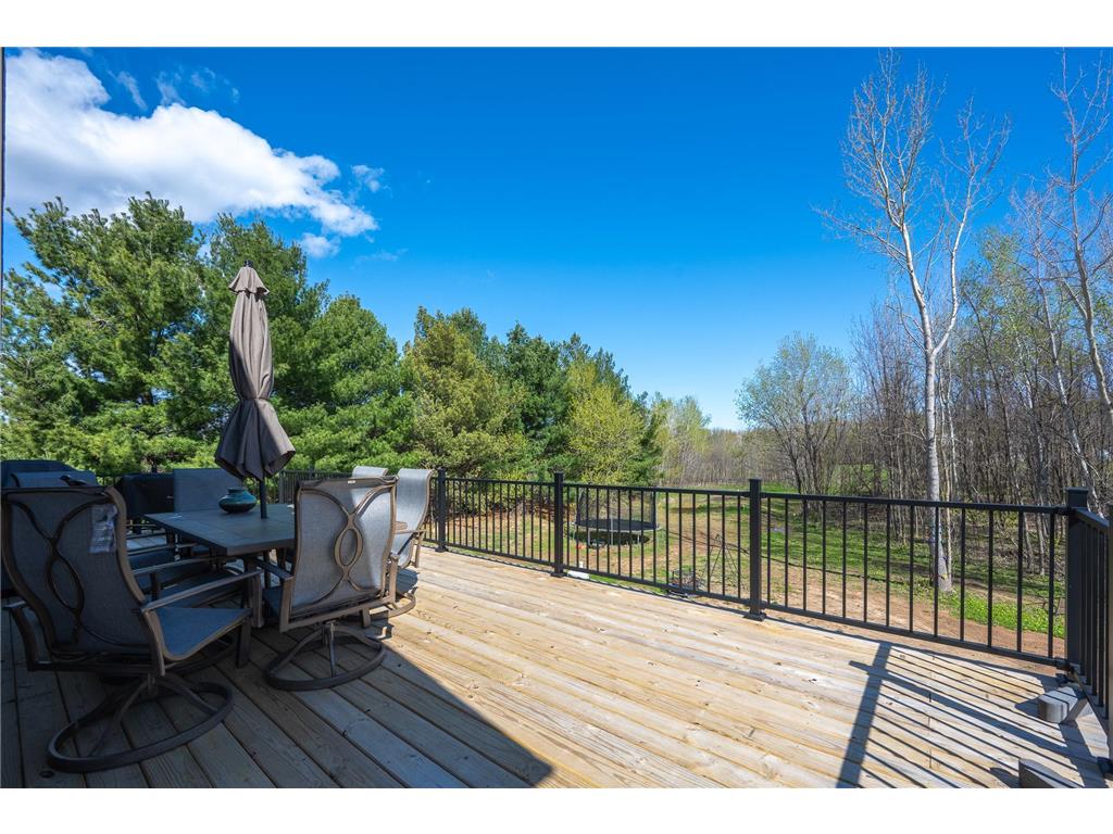 2373 30th Avenue East Farmington WI 54020 7065370 image25