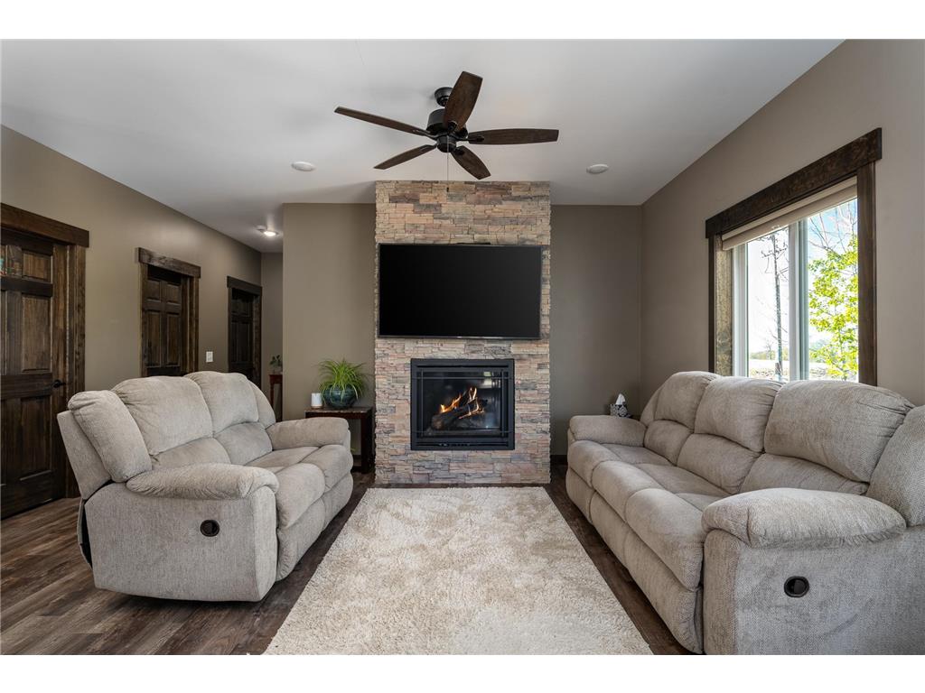 2373 30th Avenue East Farmington WI 54020 7065370 image3