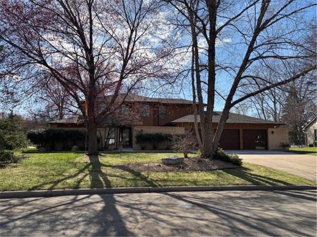 2375 Apache Court Mendota Heights MN 55120 7033330 image1