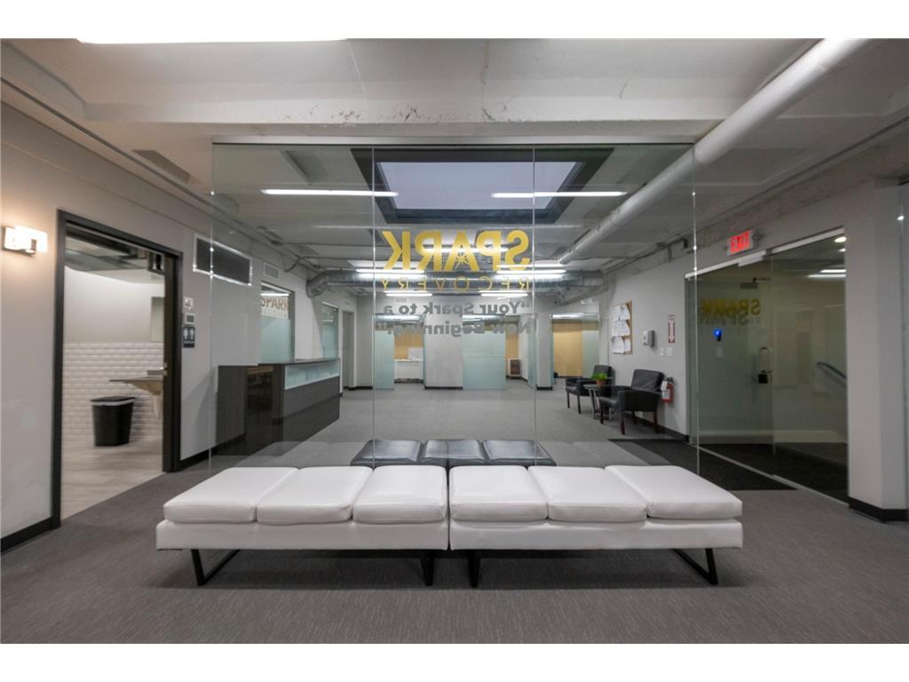 2375 University Avenue W Saint Paul MN 55114 6757944 image3