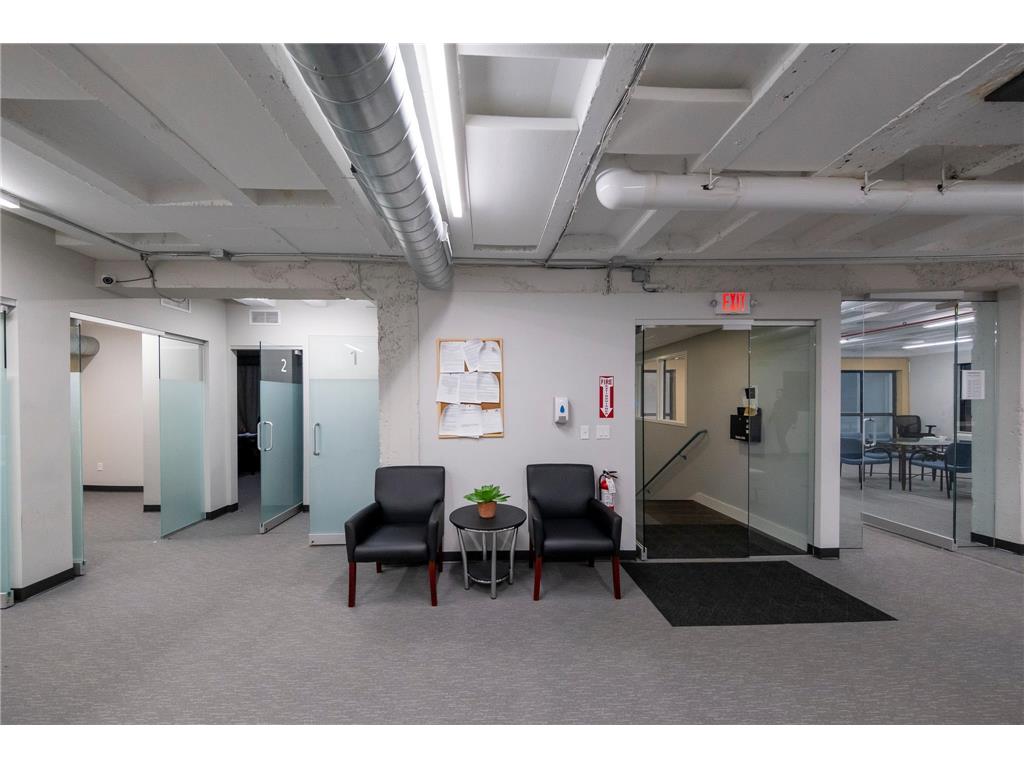 2375 University Avenue W Saint Paul MN 55114 6757944 image5