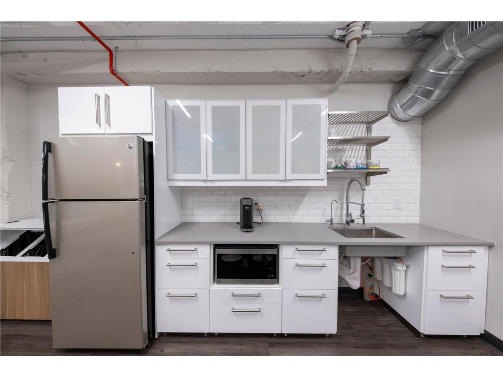 2375 University Avenue W Saint Paul MN 55114 6757944 image8