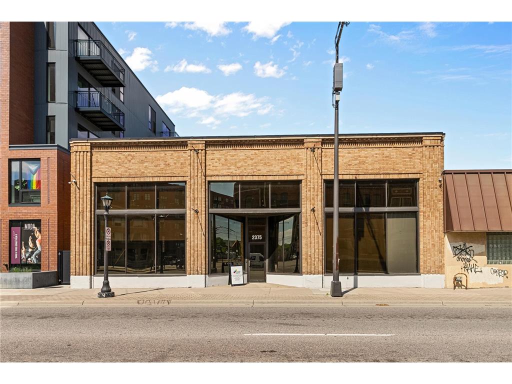 2375 University Avenue W Saint Paul MN 55114 7093329 image1