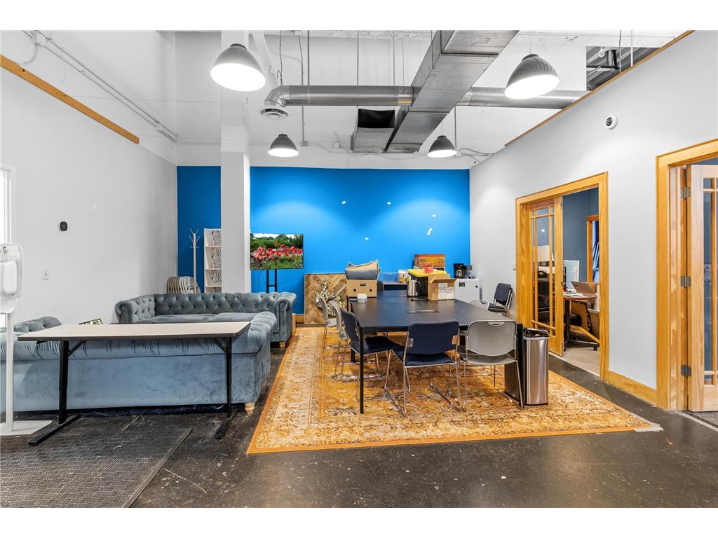 2375 University Avenue W Saint Paul MN 55114 7093329 image17