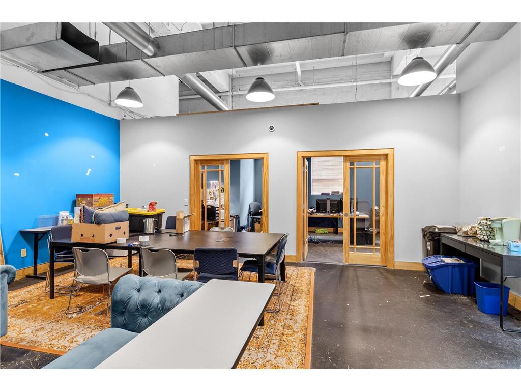 2375 University Avenue W Saint Paul MN 55114 7093329 image18