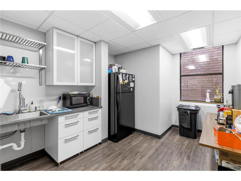 2375 University Avenue W Saint Paul MN 55114 7093329 image25