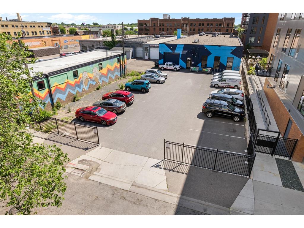 2375 University Avenue W Saint Paul MN 55114 7093329 image27