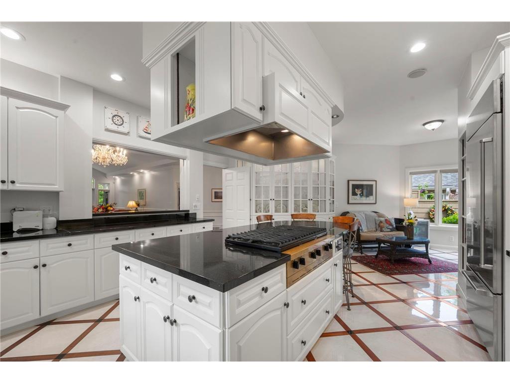 23760 Lawtonka Drive Shorewood MN 55331 - Lake Minnetonka 7010981 image25