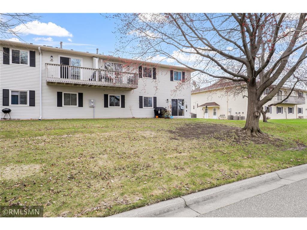 2377 Grenadier Avenue N Oakdale MN 55128 7054582 image22