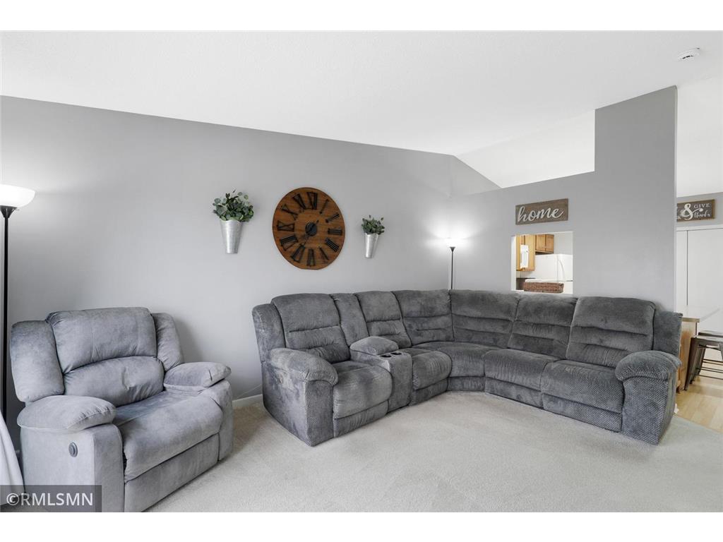 2377 Grenadier Avenue N Oakdale MN 55128 7054582 image9