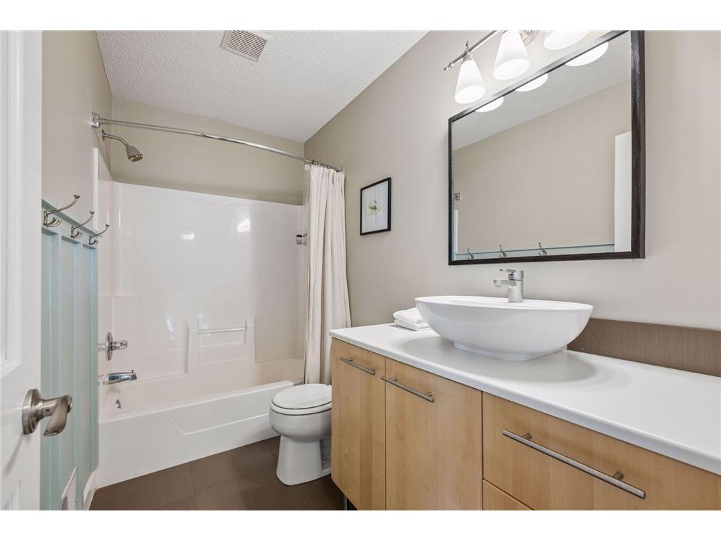 2378 Manuela Drive Chaska MN 55318 7049038 image37