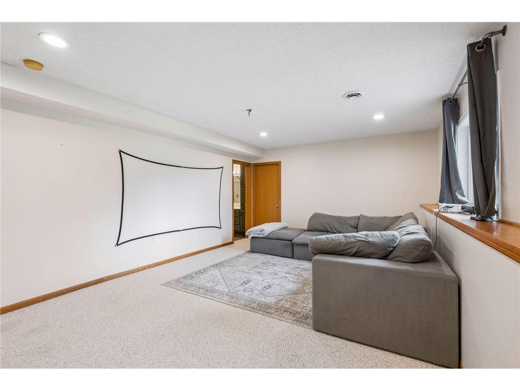 2378 Manuela Drive Chaska MN 55318 7049038 image39