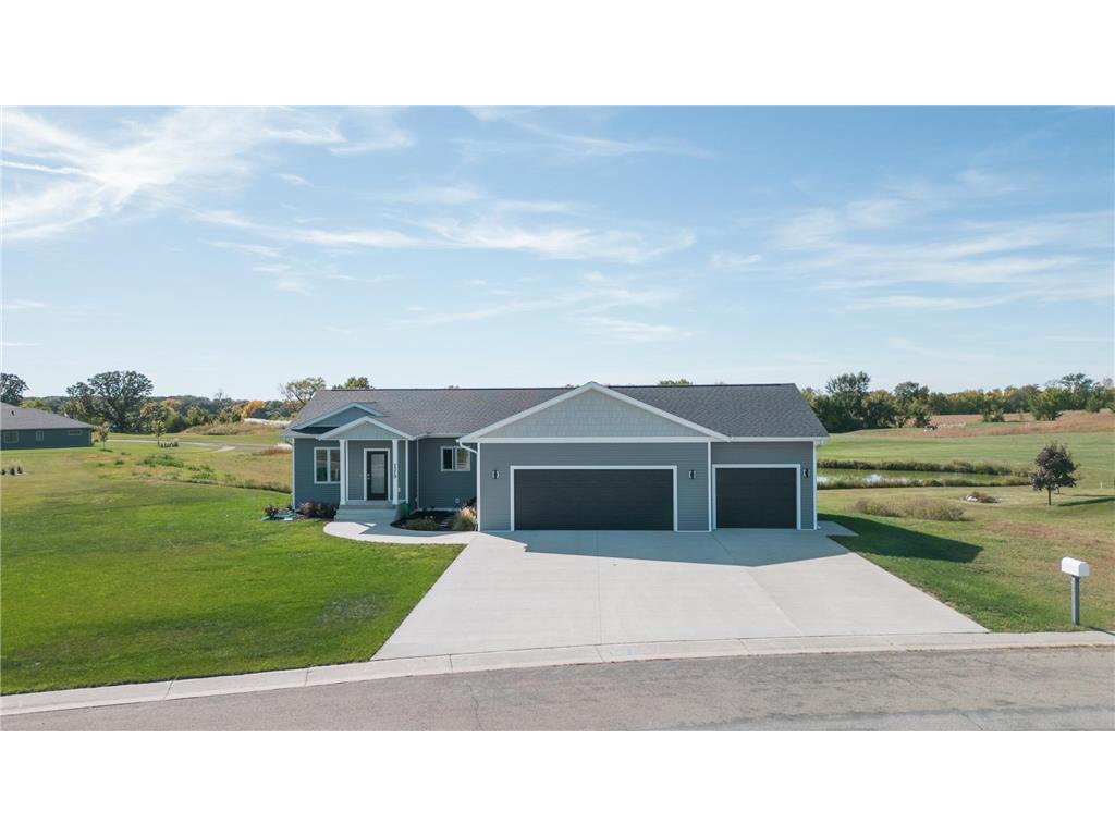 2379 W 9th Street Albert Lea MN 56007 6704828 image1