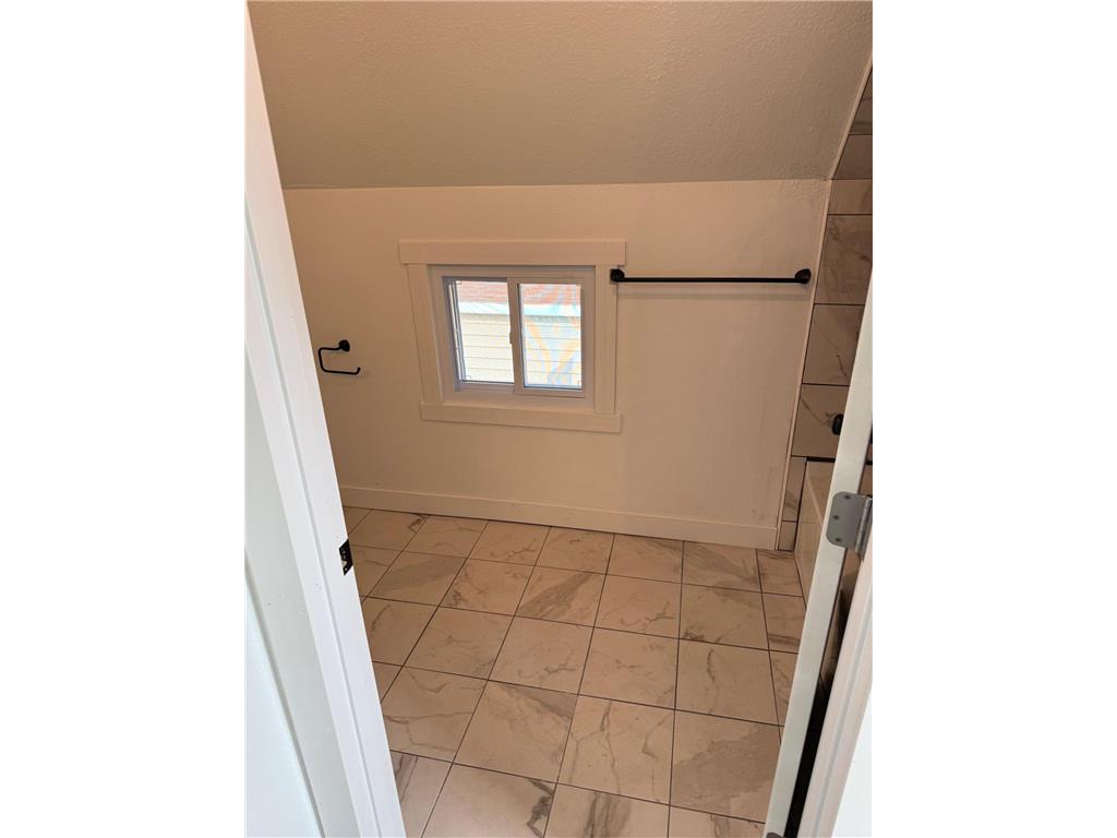 238 19 1/2 Avenue N Saint Cloud MN 56303 7027340 image14