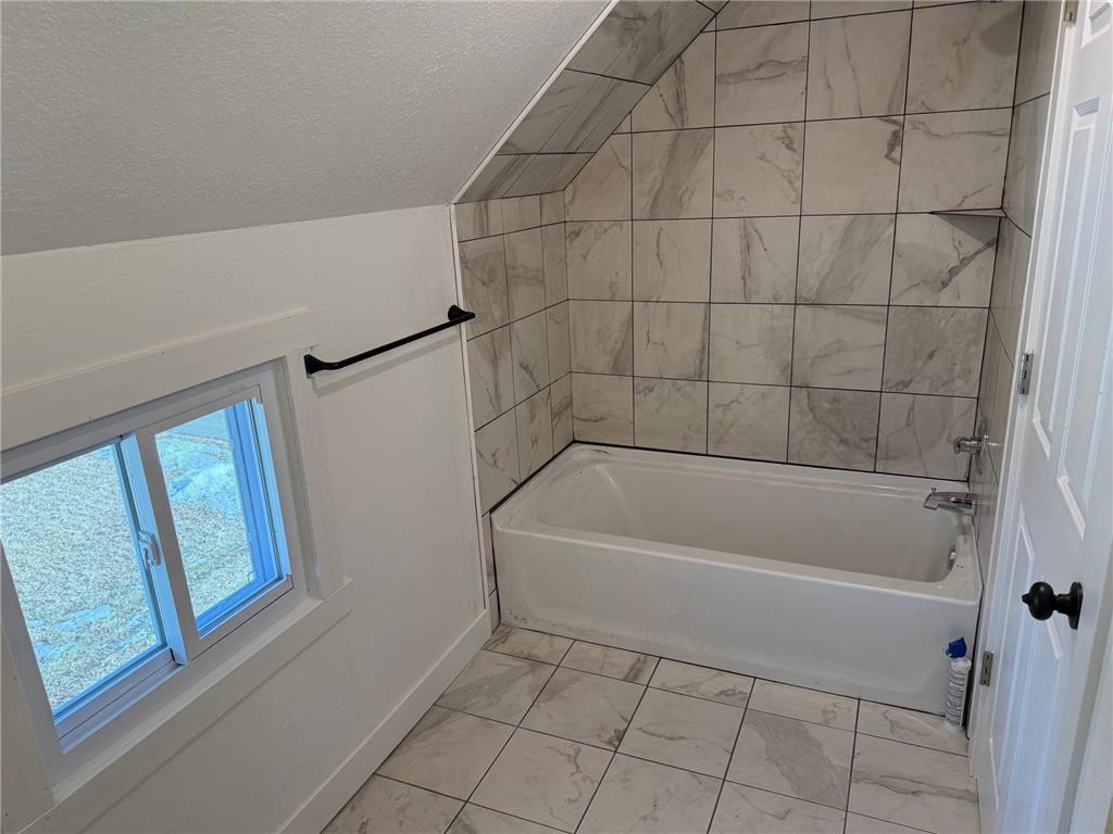 238 19 1/2 Avenue N Saint Cloud MN 56303 7027340 image16