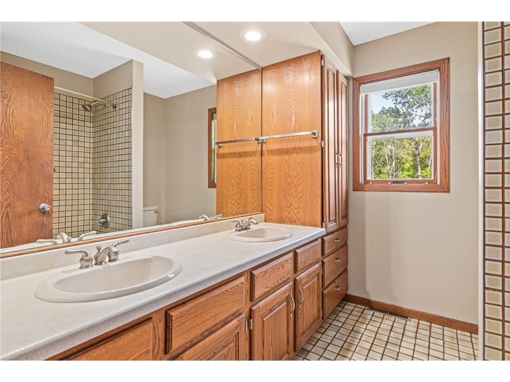 238 Glen Circle Troy Twp WI 54022 7061931 image34