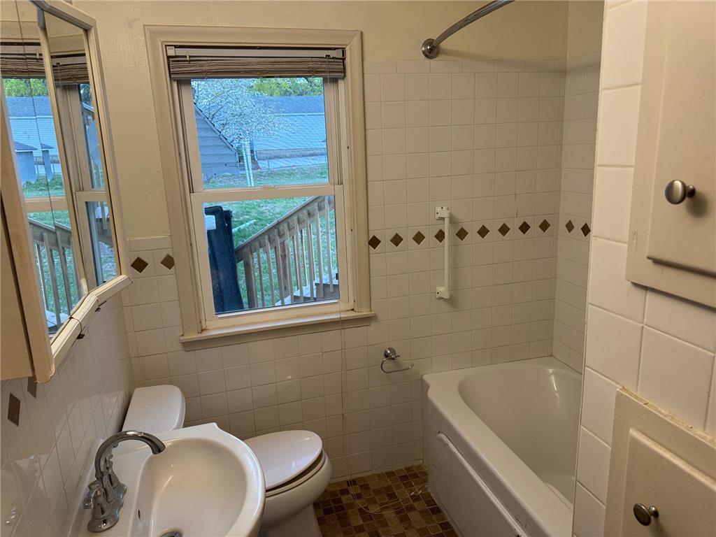 238 Macarthur Street E South Saint Paul MN 55075 7066409 image4