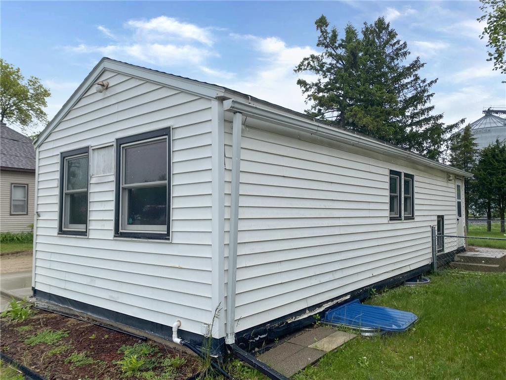 238 Meeker Avenue W Eden Valley MN 55329 7078602 image15