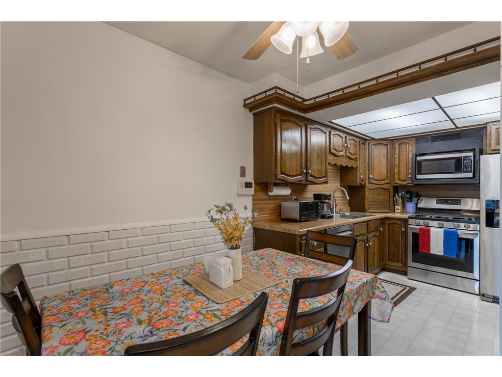 2380 103rd Lane NW Coon Rapids MN 55433 7064695 image26