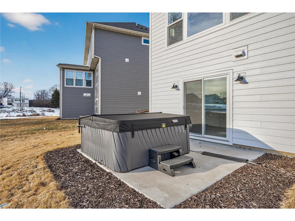 2388 Laurie Court Roseville MN 55113 7053935 image19