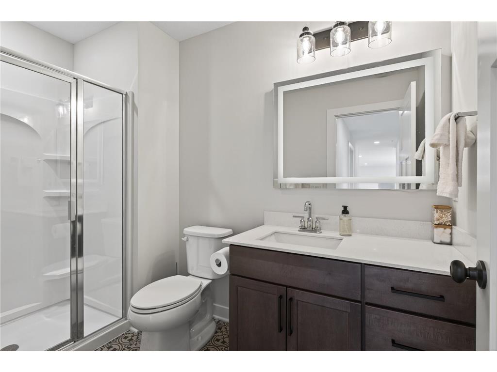 2388 Laurie Court Roseville MN 55113 7053935 image21