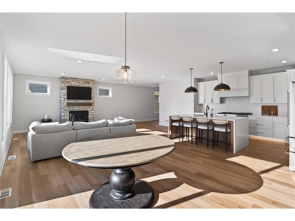2388 Laurie Court Roseville MN 55113 7053935 image26