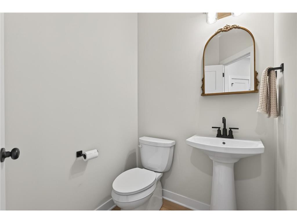 2388 Laurie Court Roseville MN 55113 7053935 image29