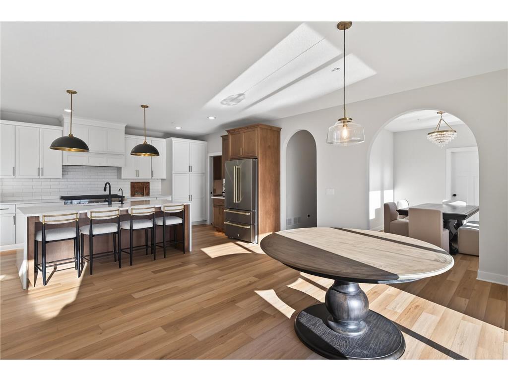 2388 Laurie Court Roseville MN 55113 7053935 image3
