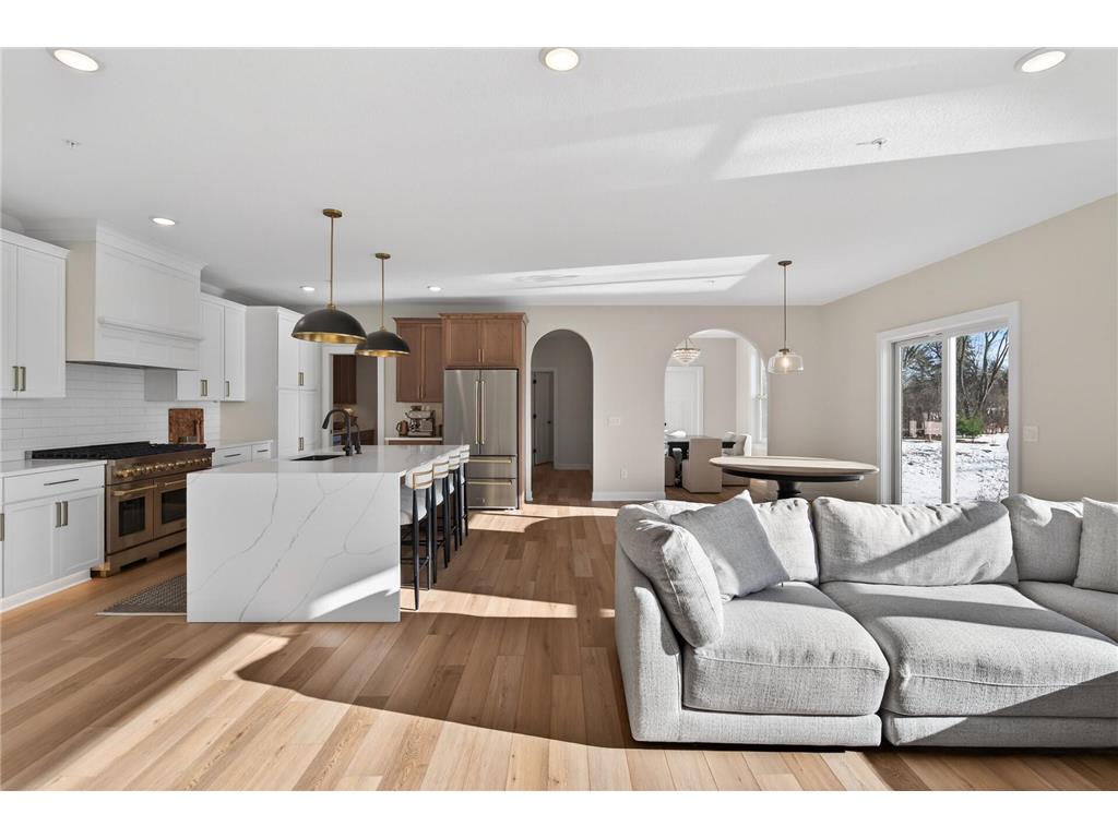 2388 Laurie Court Roseville MN 55113 7053935 image5