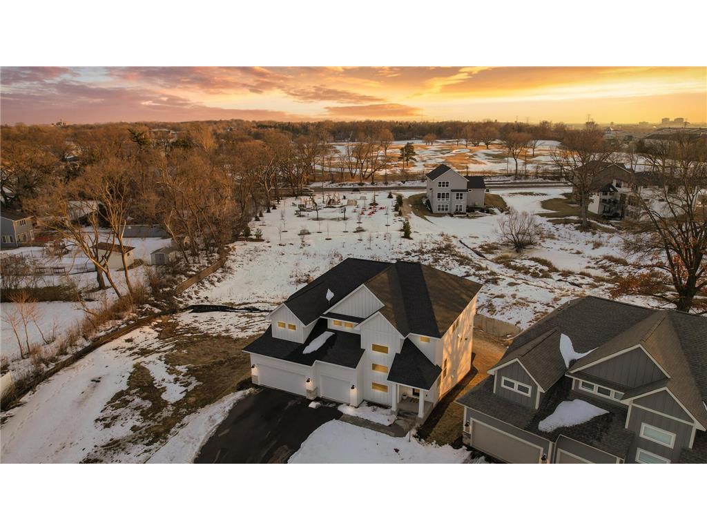 2388 Laurie Court Roseville MN 55113 7053935 image67