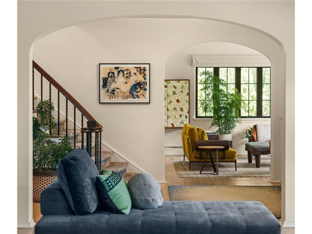 2388 W Lake Of The Isles Parkway Minneapolis MN 55405 - Lake of the Isles 6558111 image13