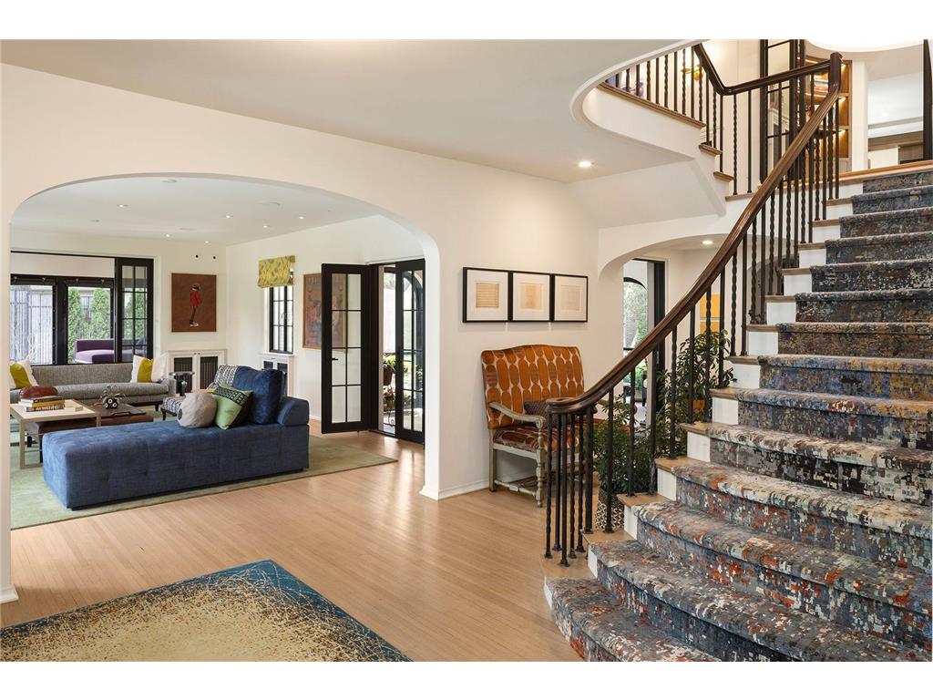 2388 W Lake Of The Isles Parkway Minneapolis MN 55405 - Lake of the Isles 6558111 image15