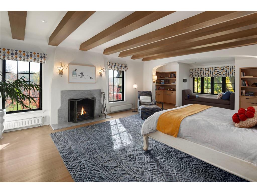 2388 W Lake Of The Isles Parkway Minneapolis MN 55405 - Lake of the Isles 6558111 image32