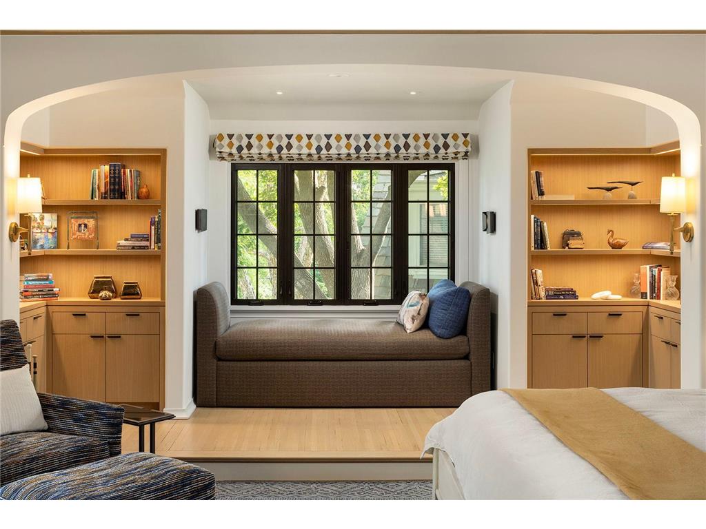 2388 W Lake Of The Isles Parkway Minneapolis MN 55405 - Lake of the Isles 6558111 image33