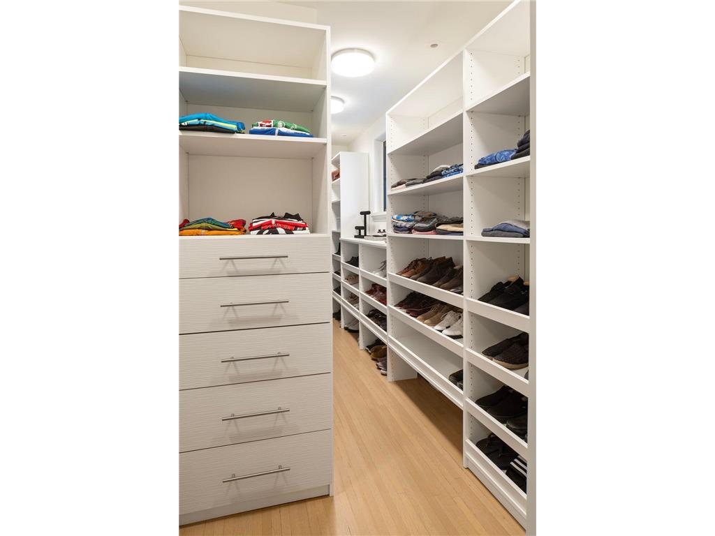 2388 W Lake Of The Isles Parkway Minneapolis MN 55405 - Lake of the Isles 6558111 image37