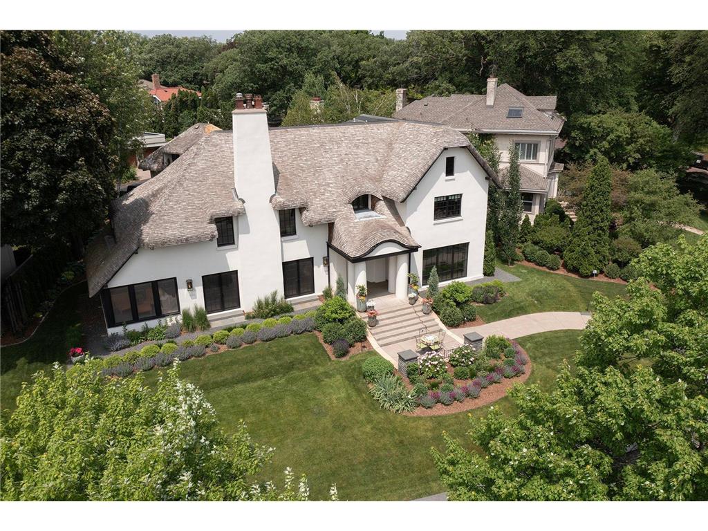 2388 W Lake Of The Isles Parkway Minneapolis MN 55405 - Lake of the Isles 6558111 image60