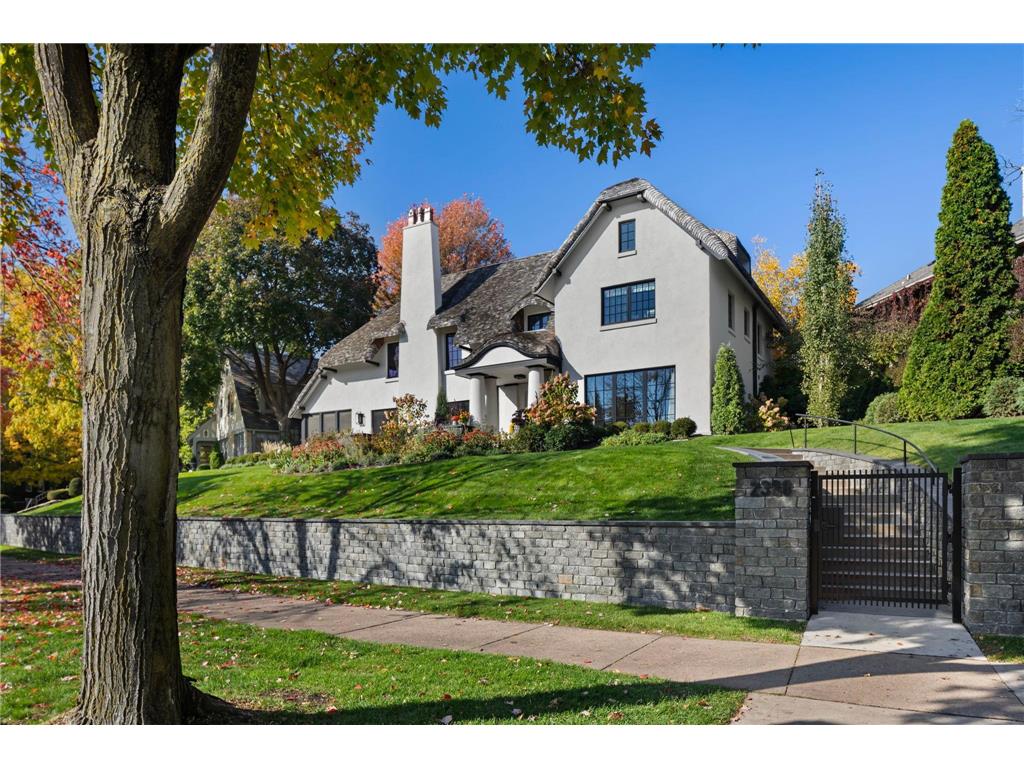 2388 W Lake Of The Isles Parkway Minneapolis MN 55405 - Lake of the Isles 6558111 image79