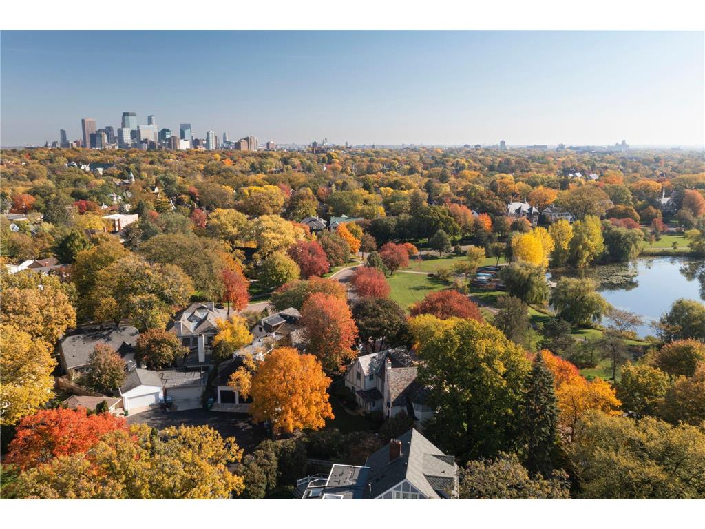 2388 W Lake Of The Isles Parkway Minneapolis MN 55405 - Lake of the Isles 6558111 image85