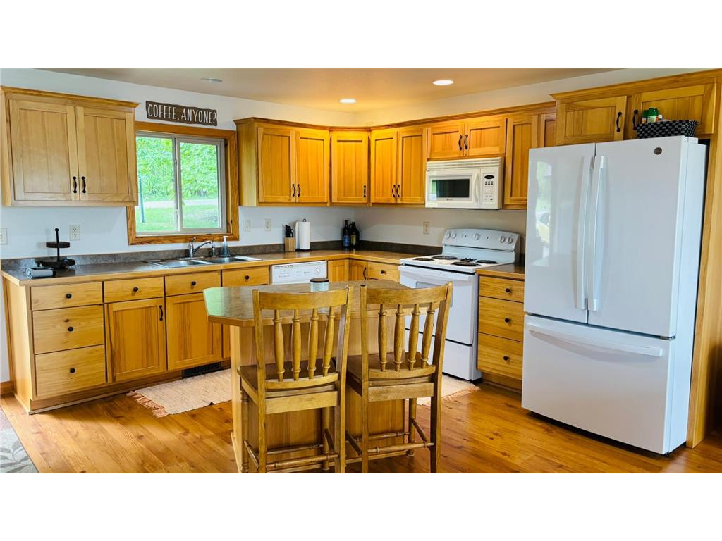 23886 State 87 Nevis MN 56467 - Third Crow Wing Lake 7084149 image8