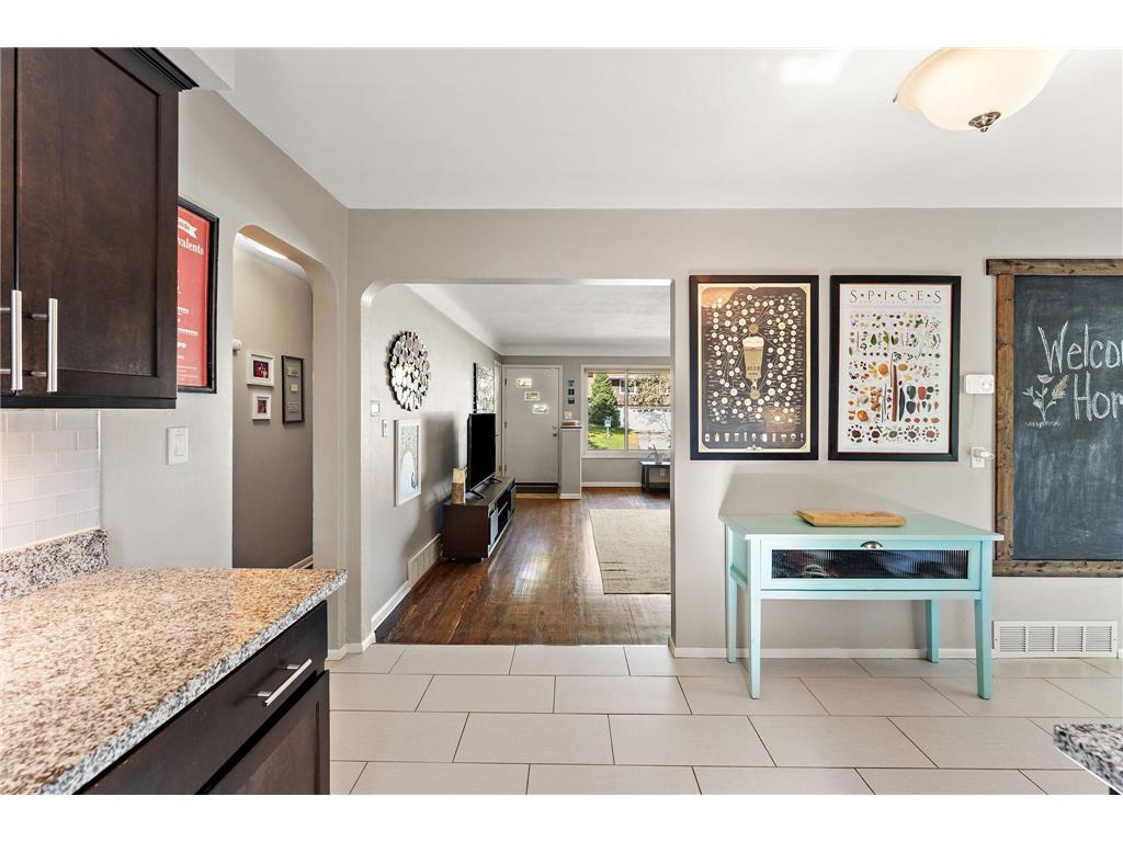 239 18th Avenue S South Saint Paul MN 55075 7069344 image10