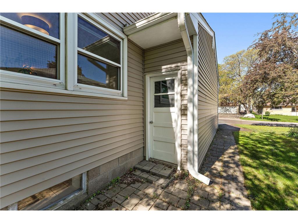 239 18th Avenue S South Saint Paul MN 55075 7069344 image28